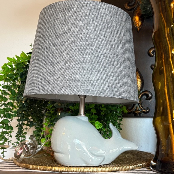 💎Rare💎🆕Gray-Blue Whale Table Lamp - Picture 5 of 12